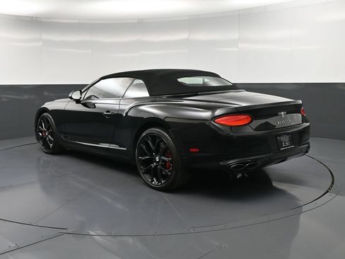 Certified 2023 Bentley Continental GT V8 AWD/4WD image 3