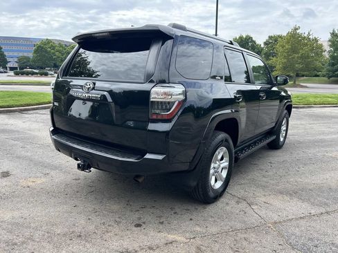 Used 2021 Toyota 4Runner SR5 Premium AWD/4WD image 7
