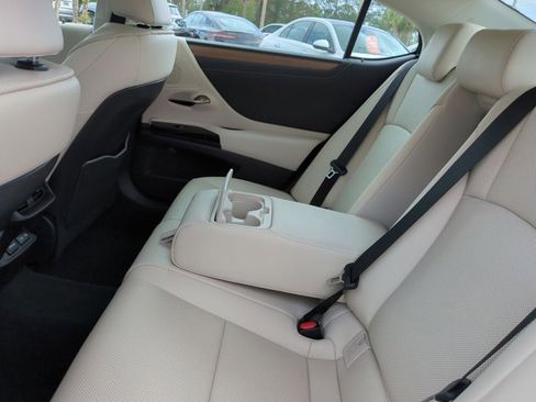 Used 2024 Lexus ES 350 350 w/ Premium Package image 13