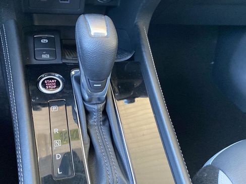 Certified 2023 Nissan Kicks SR w/ SR Premium Package FWD image 30