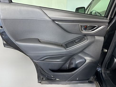 Used 2023 Subaru Forester Premium image 26