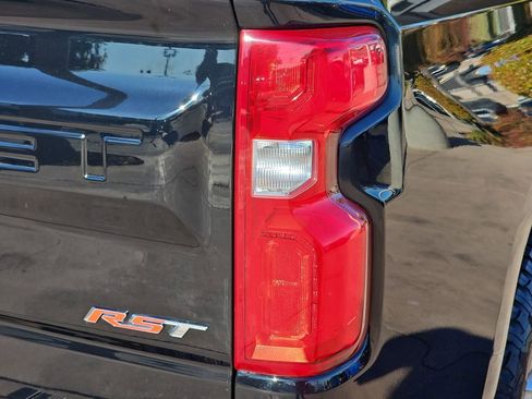 Used 2021 Chevrolet Silverado 1500 RST image 40
