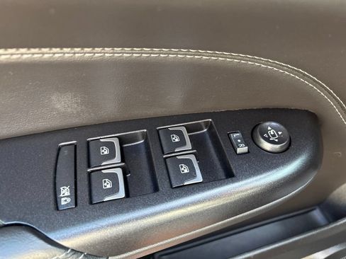 Used 2016 Cadillac SRX Luxury w/ Driver Awareness Package AWD/4WD image 13