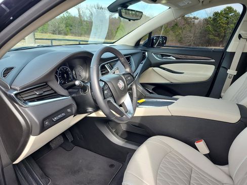 Certified 2024 Buick Enclave Avenir w/ Avenir Technology Package image 15