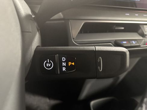 New 2026 Kia EV9 Wind image 25