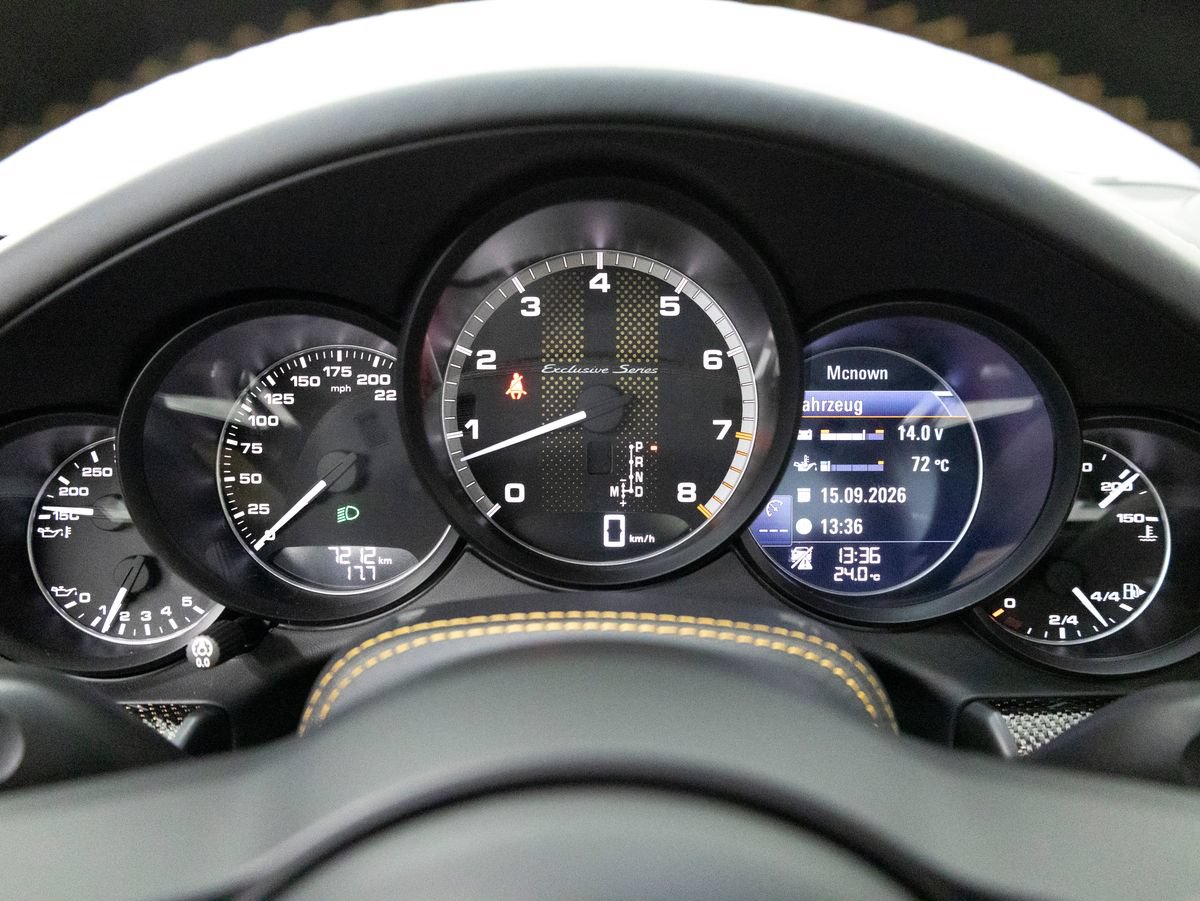 Certified 2018 Porsche 911 Turbo S AWD/4WD image 29