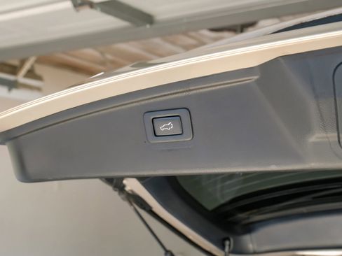 Used 2019 Subaru Outback 2.5i Limited w/ Popular Package #2 image 48