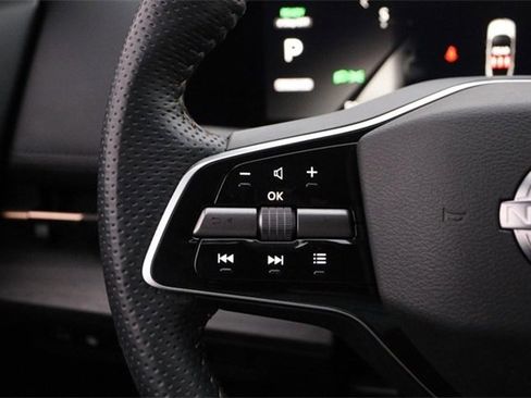 Certified 2023 Nissan Ariya AWD image 11