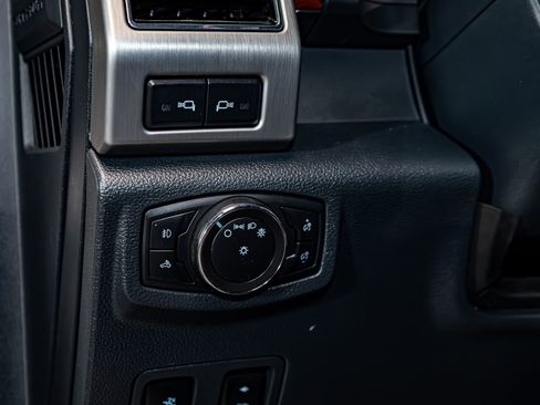 Used 2022 Ford F350 Platinum AWD/4WD image 20