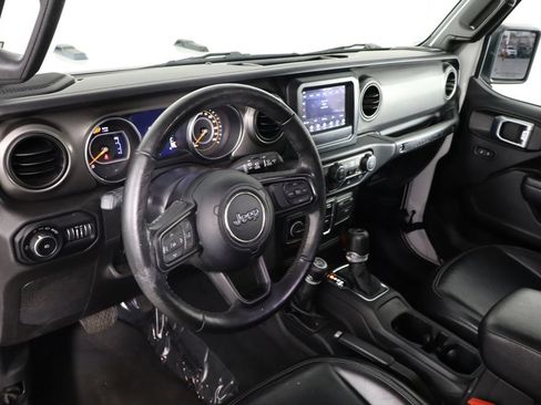 Used 2022 Jeep Wrangler Unlimited Sport AWD/4WD image 23