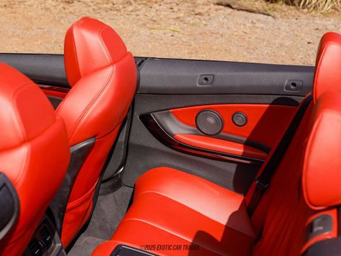 Used 2015 BMW M4 Convertible image 55