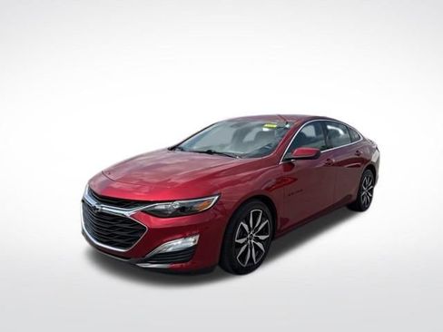 Used 2024 Chevrolet Malibu RS FWD image 1