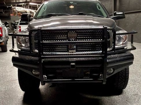 Used 2009 Dodge Ram 2500 Truck SLT w/ Light Group AWD/4WD image 2