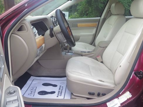 Used 2006 Lincoln Zephyr FWD image 12