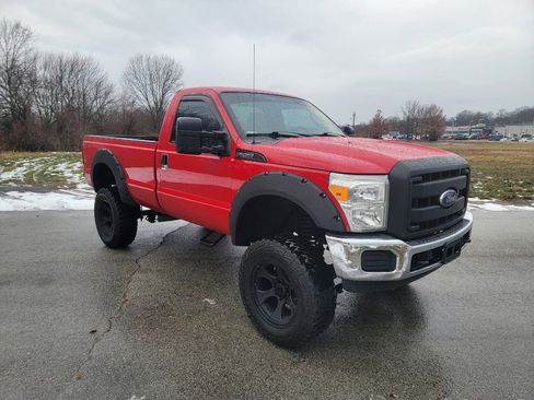 Used 2014 Ford F250 XL w/ XL Value Package image 3