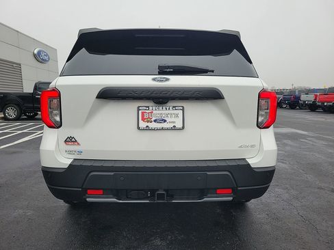 Used 2023 Ford Explorer Timberline w/ Timberline Technology Package image 7