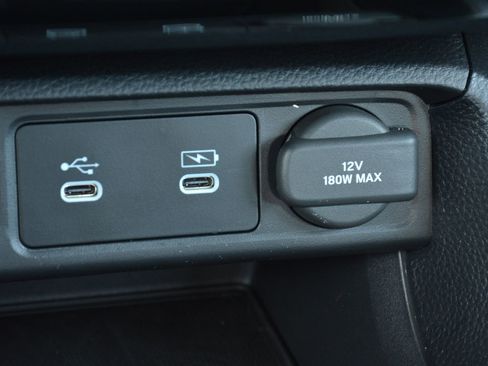 Used 2025 Honda Civic Sport image 26
