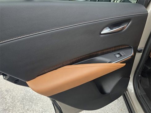 Used 2023 Cadillac XT4 Sport image 13