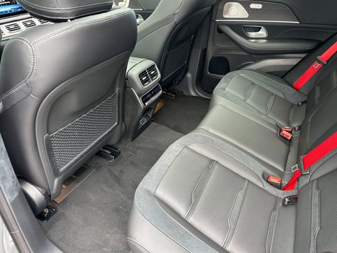 New 2026 Mercedes-Benz GLE 53 AMG 4MATIC Coupe image 12