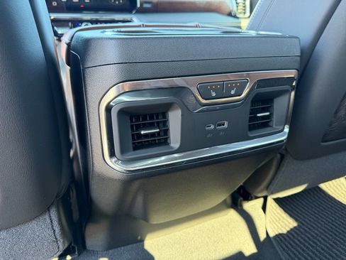Used 2025 GMC Sierra 1500 Denali Ultimate AWD/4WD image 33