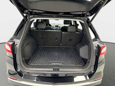 Used 2021 Chevrolet Equinox LT image 26