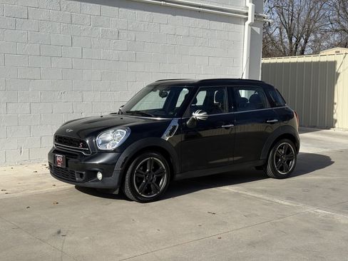 Used 2015 MINI Cooper Countryman S image 3