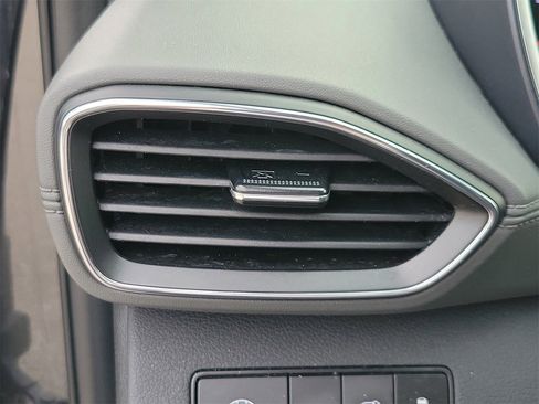 Used 2023 Hyundai Santa Fe SEL image 31