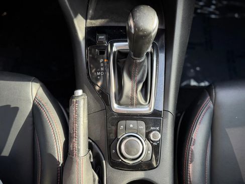 Used 2014 MAZDA MAZDA3 s Touring image 16