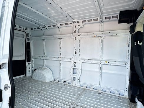 Used 2023 RAM ProMaster 3500 FWD image 10