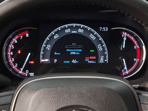 Used 2024 Toyota RAV4 XLE image 15