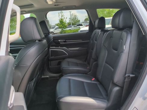 Used 2025 Kia Telluride S AWD/4WD image 14