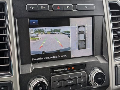 Used 2019 Ford F150 Lariat w/ Equipment Group 502A Luxury image 26