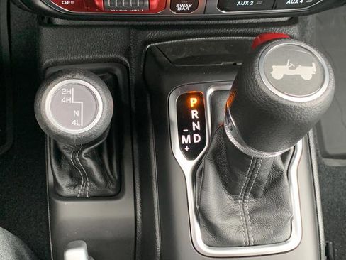 New 2026 Jeep Wrangler Unlimited Rubicon image 32