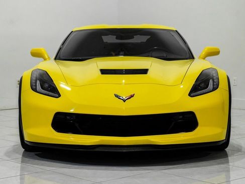 Used 2017 Chevrolet Corvette Grand Sport image 2