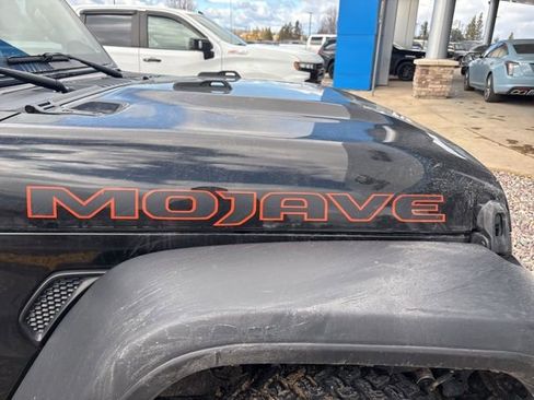 Used 2024 Jeep Gladiator Mojave w/ Technology Group image 12