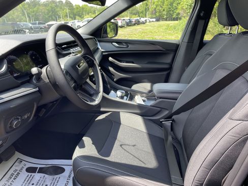 New 2026 Jeep Grand Cherokee Laredo X RWD image 11