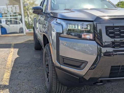 New 2026 Nissan Frontier SV AWD/4WD image 9