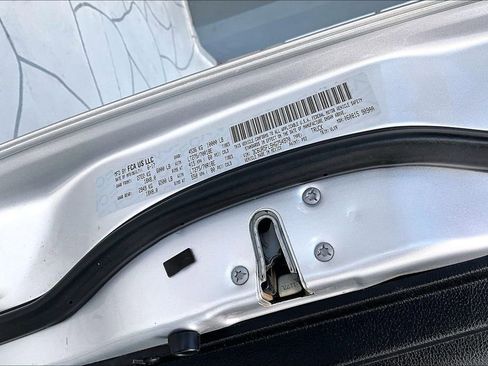 Used 2017 RAM 2500 Laramie AWD/4WD image 19