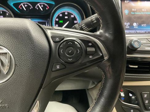 Used 2018 Buick Envision Essence image 20