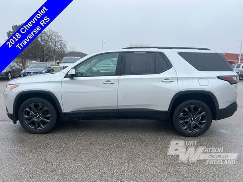Used 2018 Chevrolet Traverse RS image 3