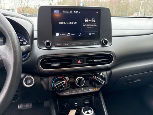 Used 2022 Hyundai Kona SEL w/ Cargo Package AWD/4WD image 16