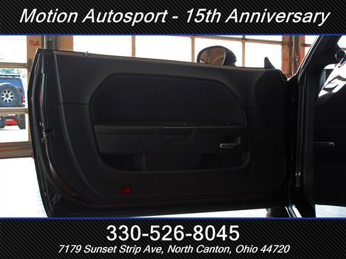 Used 2010 Dodge Challenger R/T RWD image 14