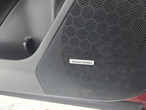 Used 2015 Subaru Forester 2.5i Touring w/ Eyesight & Navigation System image 19