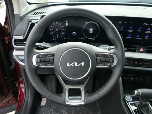 New 2025 Kia Sportage SX image 16