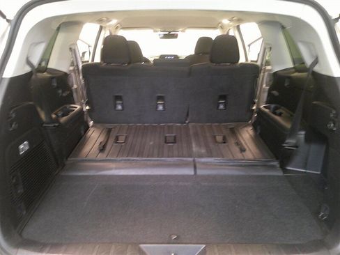 Used 2020 Subaru Ascent Premium image 35