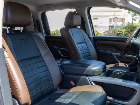 Used 2016 Nissan Titan Platinum Reserve image 20