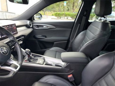 Used 2024 Alfa Romeo Tonale Ti w/ Active Assist Package image 14