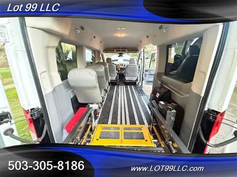 Used 2018 Ford Transit 150 XL image 4