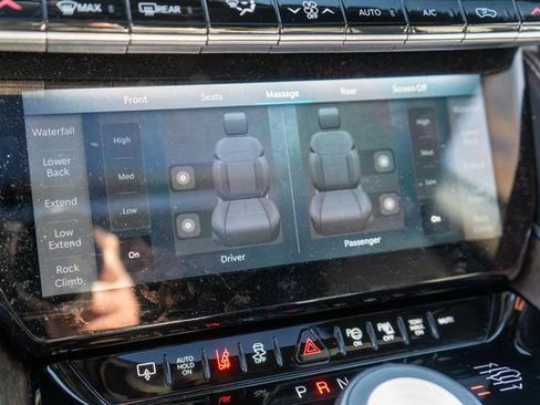 Used 2023 Jeep Grand Wagoneer 4WD w/ Flexible Seating Group image 41