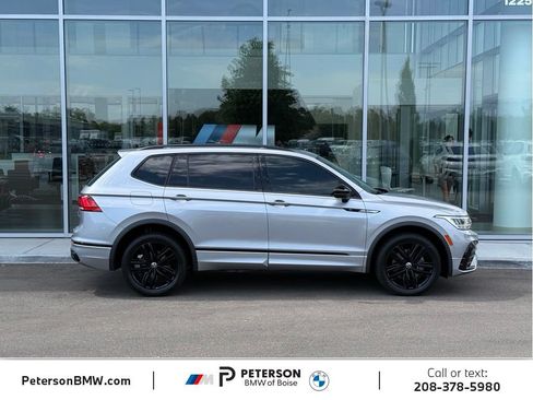 Used 2022 Volkswagen Tiguan SE R-Line AWD/4WD image 6